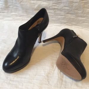 Vince Camuto stilleto booties